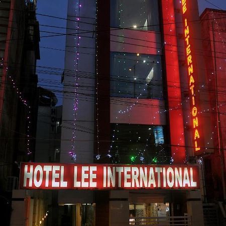 Hotel Lee International Calcutta Extérieur photo