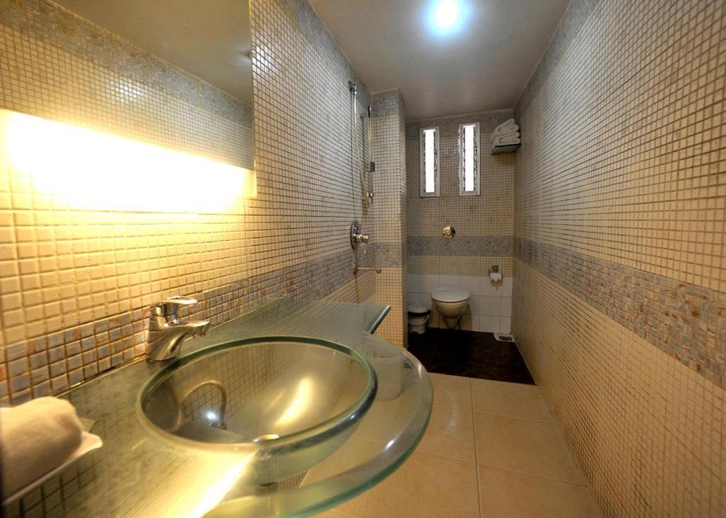 Hotel Lee International Calcutta Extérieur photo