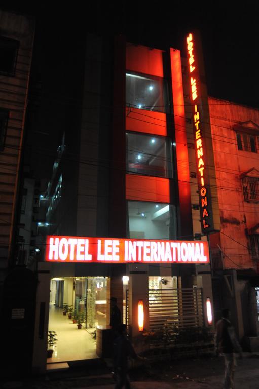 Hotel Lee International Calcutta Extérieur photo